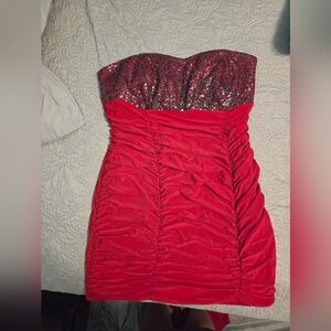 Elegant Red Strapless Dress